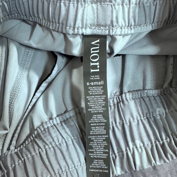 Vuori Grey Dash Lightweight Shorts [11019] - Picture 10 of 10